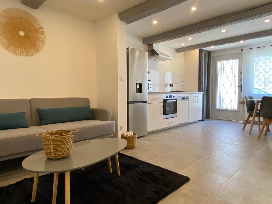 Superbe Appartement Climatise Avec Patio Montpellier Kültér fotó