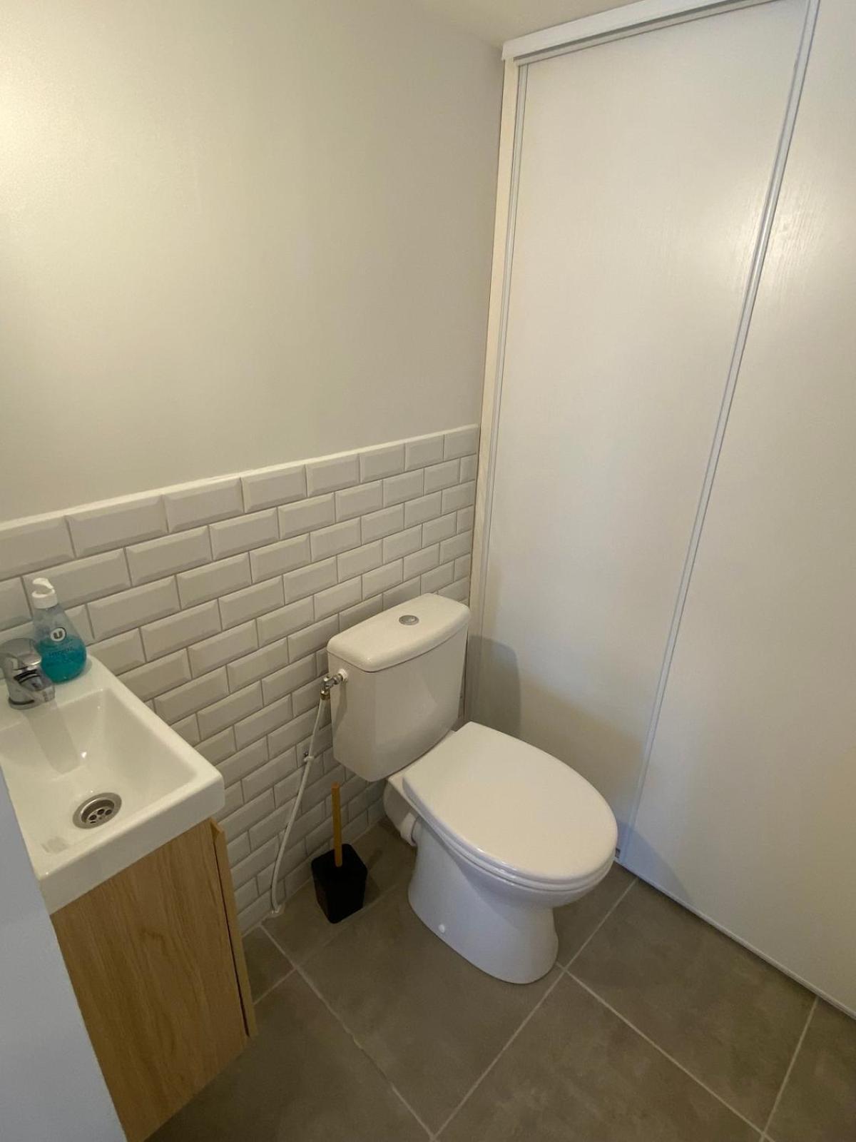 Superbe Appartement Climatise Avec Patio Montpellier Kültér fotó